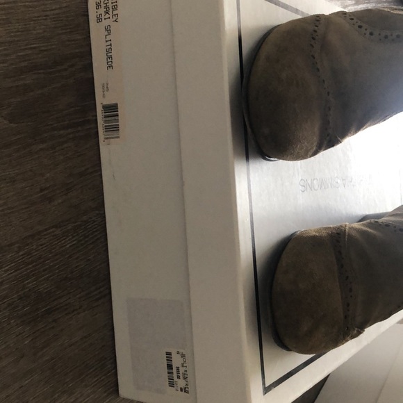 Dark green ankle boots very comfy in good condition size 6.5 - Picture 3 of 4